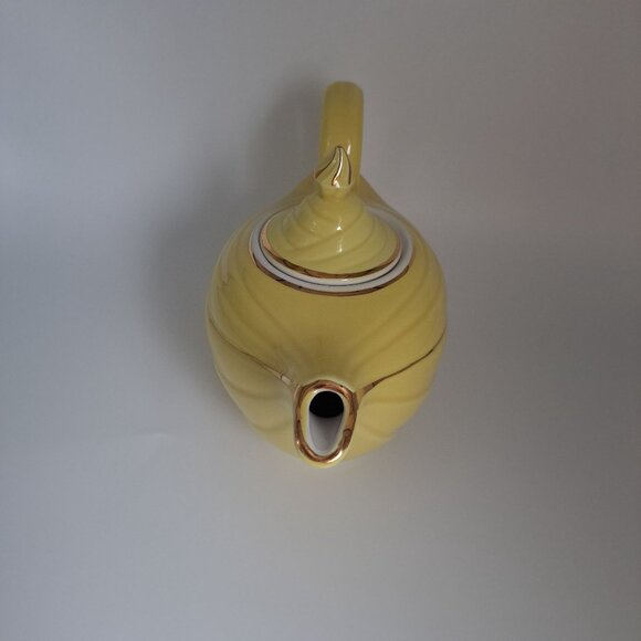 Hall Aladdin Genie Lamp Teapot Yellow Gold Trim Swirl Design Collectible Vintage - Picture 3 of 16